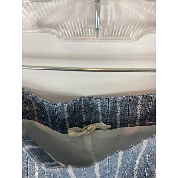 Hem & Thread Striped Chambray Shorts Size small - Picture 3 of 7
